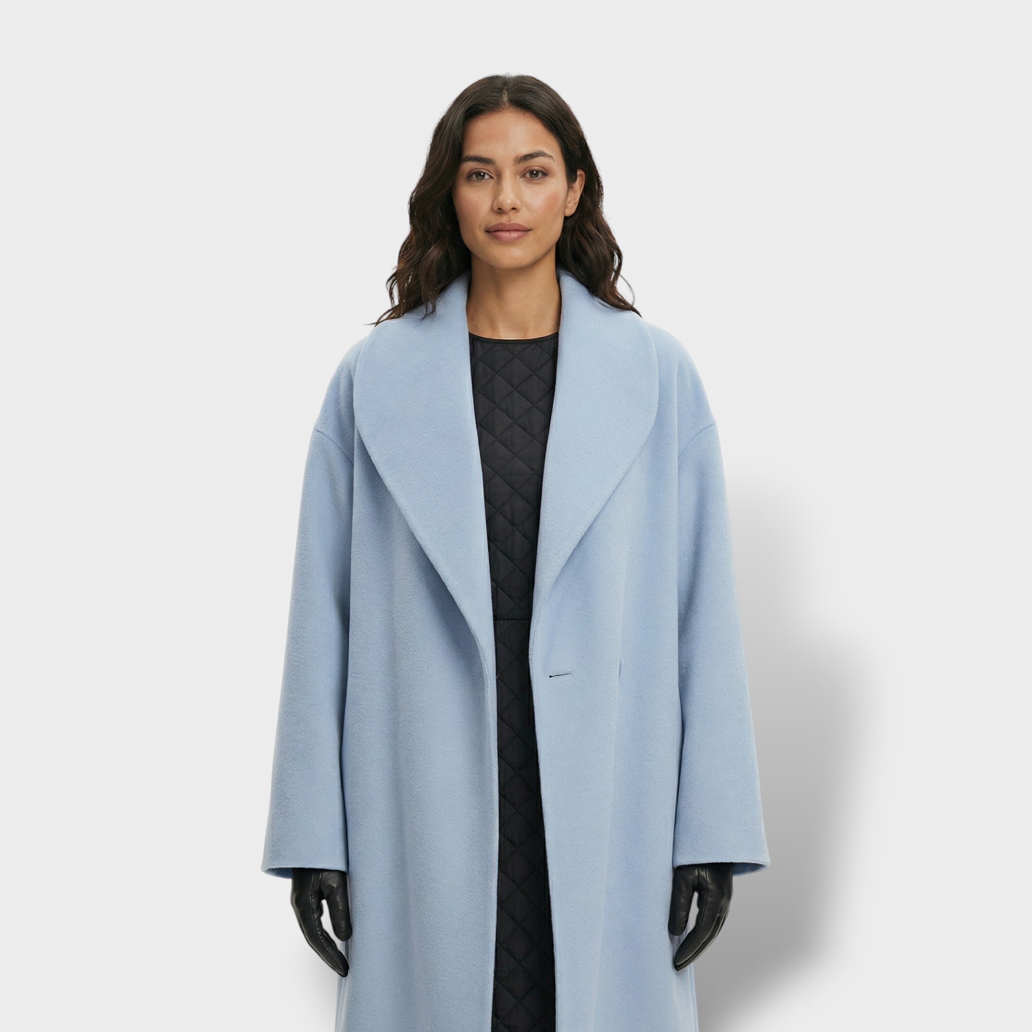 Płaszcz damski | szeroka forma i jeden guzik